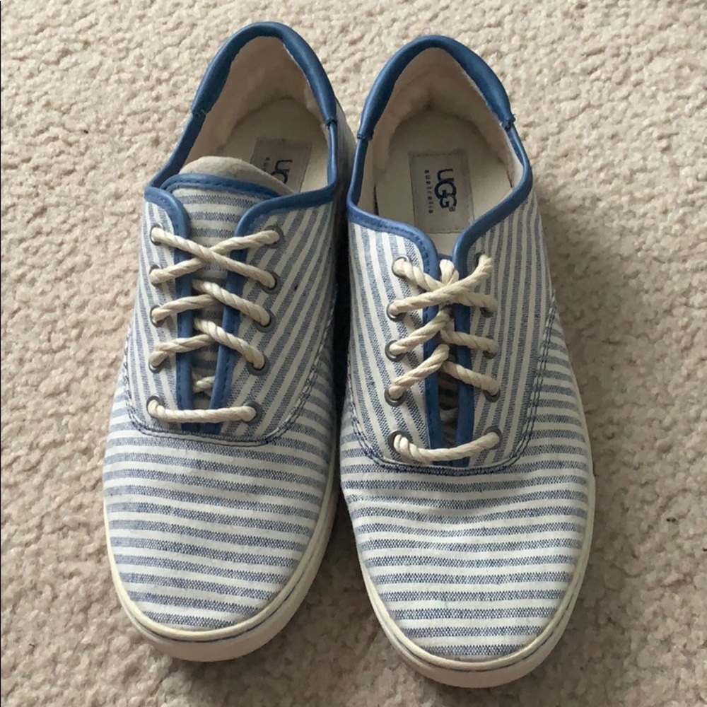 UGG W Eyan II Stripe